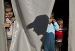 Flugt. Danmark ser i år den største flygtningestrøme siden borgerkrigen i det tidligere Jugoslavien i 1990'erne. Over halvdelen af asylansøgerne kommer fra Syrien. Her en flygtningelejr i Tyrkiet på grænsen til Syrien. 