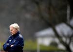 TOMT. Morten Olsen og landsholdetskal spille for tomme tribuner i Serbien. 