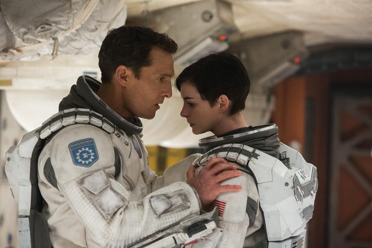 Interstellar. Nolans rum-drama er den mest populære film i biograferne lige nu. 