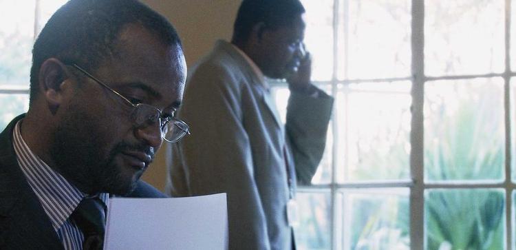Mugabe er demokrat på skrømt og gør kampen for demokrati til en langvarig proces. 