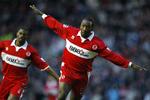 MANAGER. Som aktiv havde Jimmy Floyd Hasselbaink en flyvsk karriere i fire lande, men managerjobbet i Burton Albion er hans blot andet efter Royal Antwerp. 