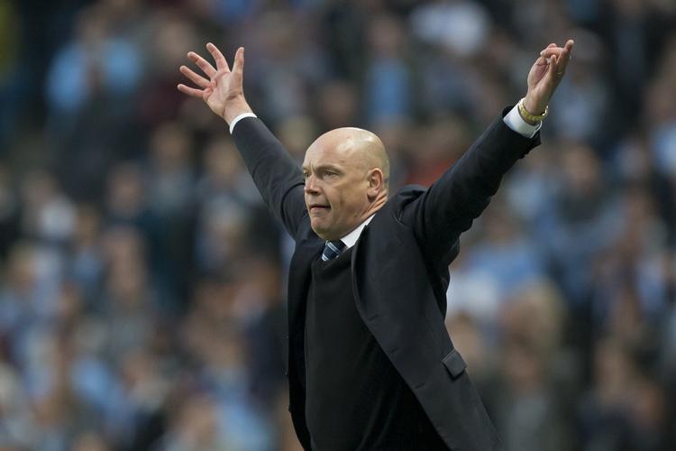 FYRET. Under et år fik Uwe Rösler som manager i Wigan, hvor det i 55 kampe blev til 22 sejre, 16 uafgjorte og 17 nederlag. 