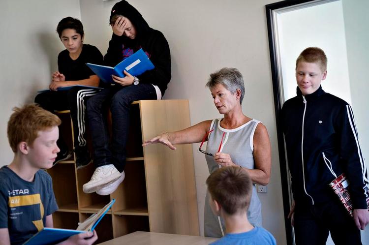 Udfordret. For nylig fortalte tysk lærer Helen Zachariassen, hvordan hun savner støtte i sin undervisning på Lindevangskolen på Frederiksberg, hvor for eksempel 10 ud af 21 elever i en af klasserne har særlige udfordringer. 