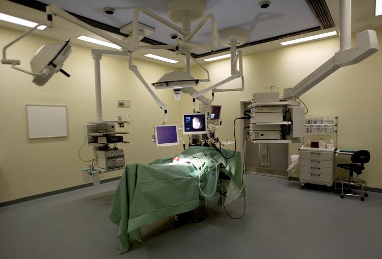 Operationsrobotter. Flere førende læger og forskere på området sår tvivl om, hvorvidt robotterne hæver kvaliteten for patienterne. 