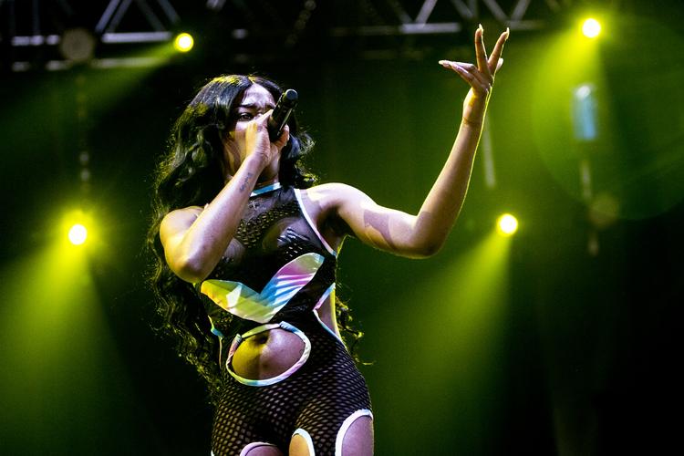 Rapper. Azealia Banks spillede på Roskilde Festival i 2013. Nu er hendes debutalbum langt om længe landet. 