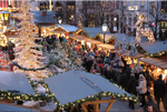 Glühwein. Der er julemarked på blandt andet Højbro Plads helt frem til jul. 