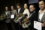 VINDERE. Det blev de to polakker, Marek Trojanowicz og Mateusz Marmolowski, yderst til venstre, der løb med førstepræmien ved VM i iværksætteri. 