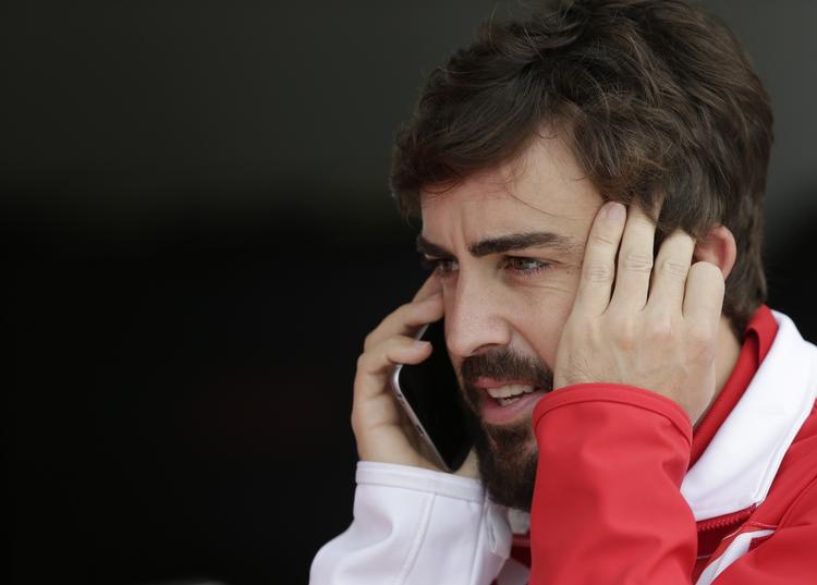 ombejlet. Fernando Alonso regnes som formel 1-feltets bedste kører, hvis alle kørte med det samme materiel. 