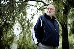 Nederlag. Allan Lykke Jensen sagsøgte  Skandinavisk Tobakskompagni for at tilsætte afhængighedsskabende stoffer til tobakken. I dag tabte han sagen. 