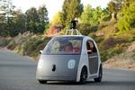 Selvkørende. Folk måbede, da Google i foråret lod sin lille selvkørende topersoners boblebil trille rundt i Californiens gader. 