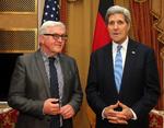 MØDE. Den amerikanske udenrigsminister John Kerry ses her sammen med den tyske udenrigsminister Frank-Walter Steinmeier i forbindelse med dagens forhandlinger. 