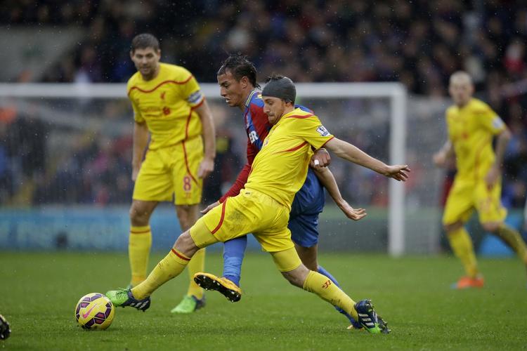 krise. Liverpool leverede en blodfattig indsats med masser af boldbesiddelse, men med svære forsvarsproblemer i nederlaget mod Crystal Palace. 