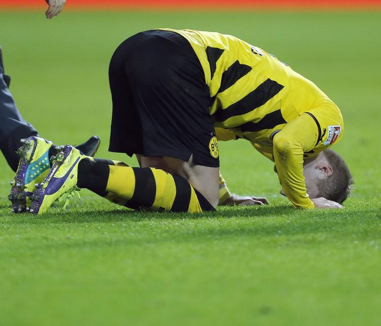 forfalsket. Udover de mange skader til Dortmunds Marco Reus, skal stjernen nu også forholde sig til en pinlig kørekorts-sag. 