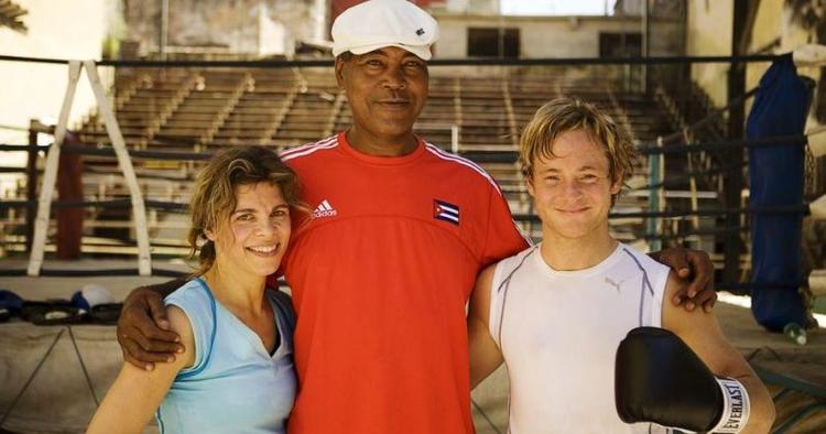 Cubansk. Paw Henriksen tog kollegaen Ellen Hillingsø med til Havana i 2008 for at lære den lokale boksestil. 
