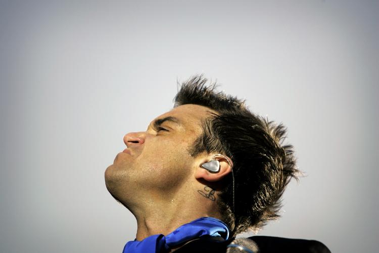 HITPARADE. Robbie Williams drager til Tusindårsskoven med sin 'Let Me Entertain You Tour' til sommer. (arkivfoto) 