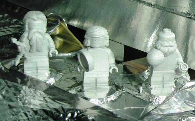 RUMFÆRD. Lego-figurerne fra Juno-sonden forestiller videnskabsmanden Galileo Galilei og den romerske gud Jupiter med hans viv, Juno. 