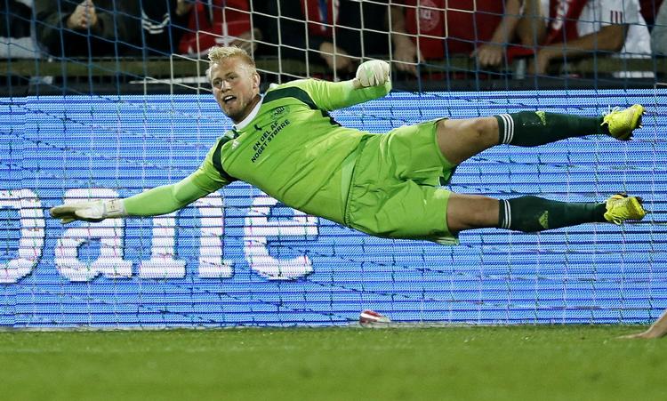presset. Kasper Schmeichel og nyoprykkede Leicester har mærket modgangen i den hårde Premier League på det seneste. 