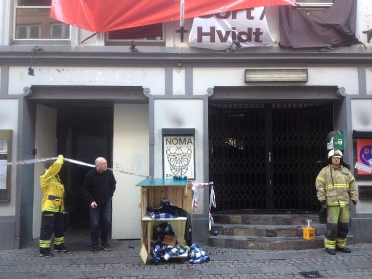Udbrændt. En brand har hærget teater Sort/Hvid i Skindergade i København, der tidligere var kendt som CaféTeatret og blev grundlagt i 1972. 