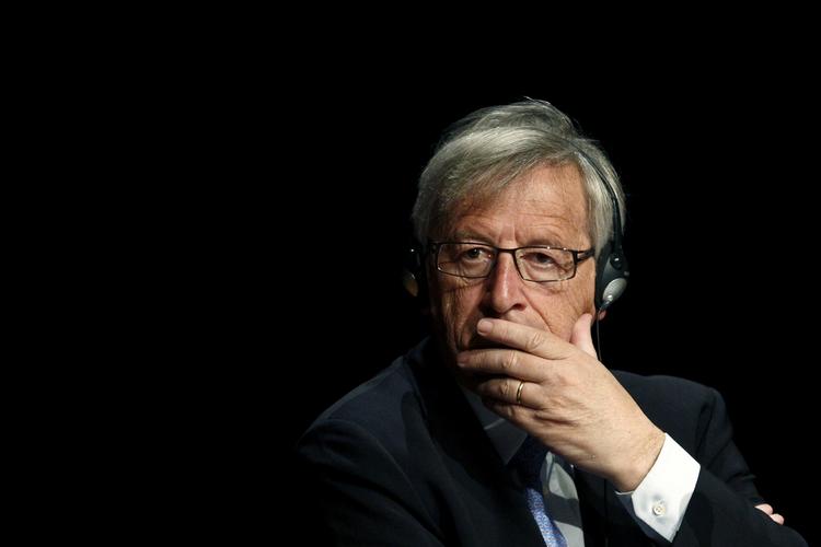 Presset. Juncker tiltrådte som kommissionsformand 1. november og føler sig ramt af lækagesagen. 