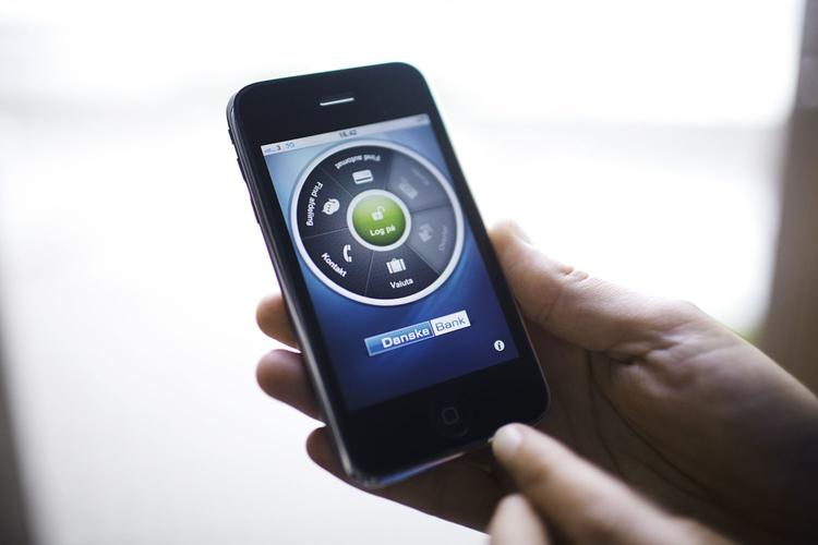 Digitalt. Fire mænd er dømt for svindel via betalingsappen Mobilepay. 