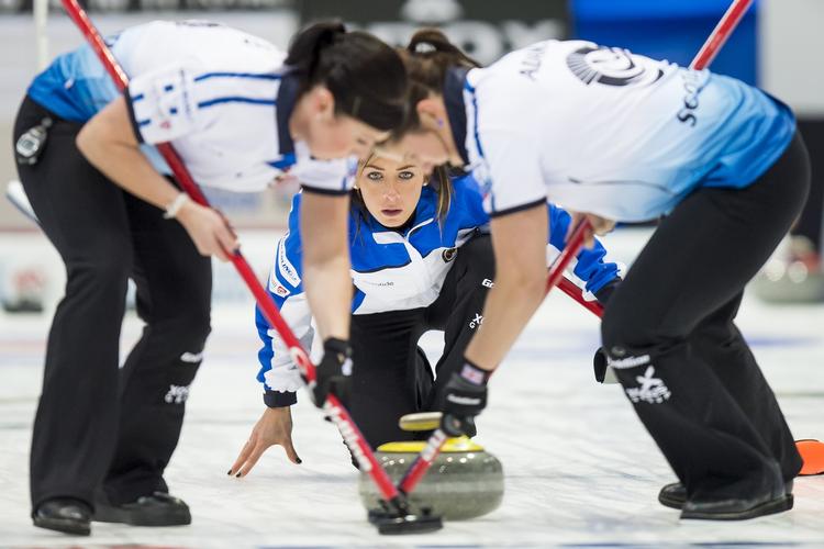 HOVSA. OL-bronzevinderen Eve Muirheads hold led et overraskende nederlag til Estland i eftermiddagens runde. 