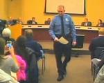 USA. Betjenten Darren Wilson, der går fri efter at have skudt og dræbt 18-årige Michael Brown, ses her i Ferguson tidligere på året. 