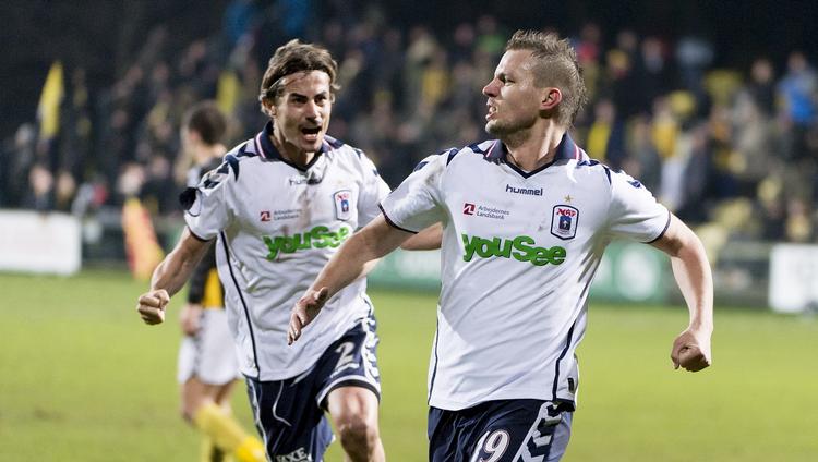 MATCHVINDER. Efter to scoringer mod Brønshøj har Kim Aabech (th.) scoret 12 mål i 16 kampe for AGF. 