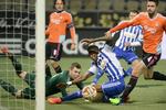 TÆT. I andet minut var HJK nærgående med et fladt indlæg, der passerede hele FCK-forsvaret. 
