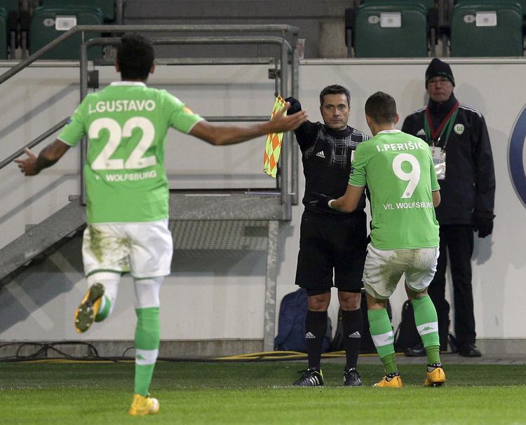 UNDERKENDT. En forkert offsidekendelse kostede Ivan Perisic en scoring, der ville have bragt Wolfsbrg foran 1-0. 