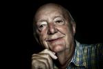 nedslag. Hvis man er nybegynder udi Knud Sørensens (billedet) omfattende forfatterskab med digte, noveller, romaner, fortællinger, dramatik, biografi, essays, giver kritiker Thomas Bredsdorff her fem bud på, hvor det er godt at begynde. 