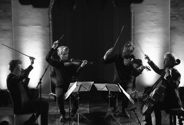 Intimitet. Der er øl i hanerne og frivillig entre, når Den Danske Strygekvartet til og med i morgen laver kammermusikfestival på Østerbro.