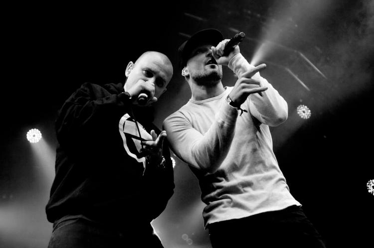 hiphop. Suspekt består af Andreas 'Bai-D' Duelund (til venstre), Emil 'Orgi-E' Simonsen og producer Rune Rask. I aften spiller trioen i et udsolgt Store Vega. 