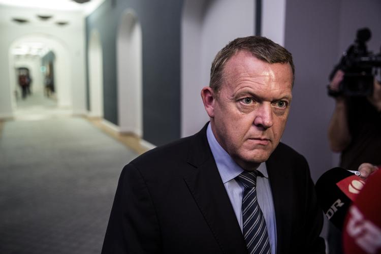 HÅRDT. Chauffører sagde stop over for Lars Løkke. Arbejdstiden var skyhøj, fordi partilederen ikke kunne passe klokken. 