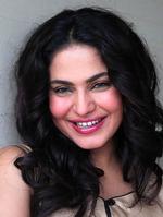 dømt. Veena Malik, der har spillet med i både horrorfilm og komedier og anses som en af landets lovende unge skuespillere. 