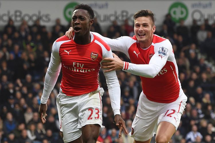 1-0. Med sin fjerde ligascoring og syvende  i alt i denne sæson sørgede Danny Welbeck (tv) for tre point til Arsenal. 