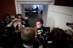 Tvivl. Britta Schall Holberg er ikke sikker på, at hun vil stemme på sit eget parti Venstre. Hun mener blandt andet, at partiet svigter demokratier ved at ville lukke regionerne. 