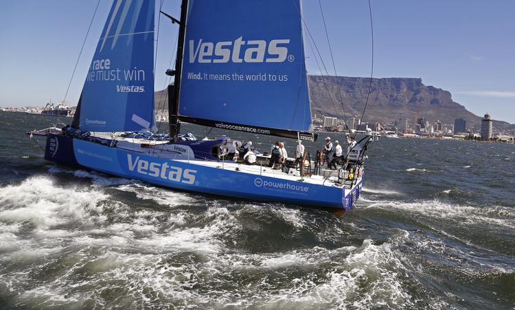 HAVARI. Der er to danskere ombord på Team Vestas Wind, der er havaret i Det Indiske Ocean. 