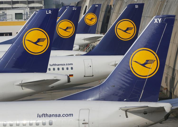 Aflysninger. Siden overenskomststriden brød ud i april, har Lufthansa, Lufthansa Cargo og datterselskabet Germanwings måttet aflyse næsten 6.000 flyvninger. 