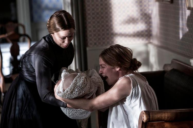 Sløjfer. Seerne kunne søndag aften bevidne, hvordan tv-dramaets mange handlingstråde blev udredt til slut. Dog ikke alle med lykkelig udgang. 