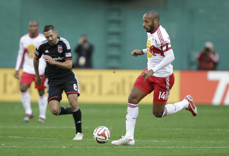 SKIFTETID. Trods sin modne alder har Thierry Henry scoret et tocifret antal mål i alle sine fire hele sæsoner i New York Red Bulls. I alt er det blevet til 52 mål i 135 kampe for klubben. 
