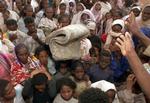 Asylsager. Flygtninge fra Eritrea risikerer at blive fængslet, når det vender hjem, mener en britisk professor, der har trukket sig fra en dansk rapport, der giver det modsatte billede. 