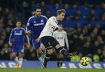 3-0. Christian Eriksen havde det svært på Tottenhams midtbane over for et stærkt organiseret Chelsea-hold. 