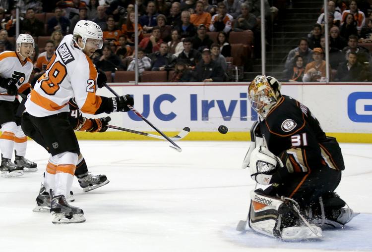 Comeback. Frederik Andersen (th) rejste sig i straffeslagskonkurrencen. 