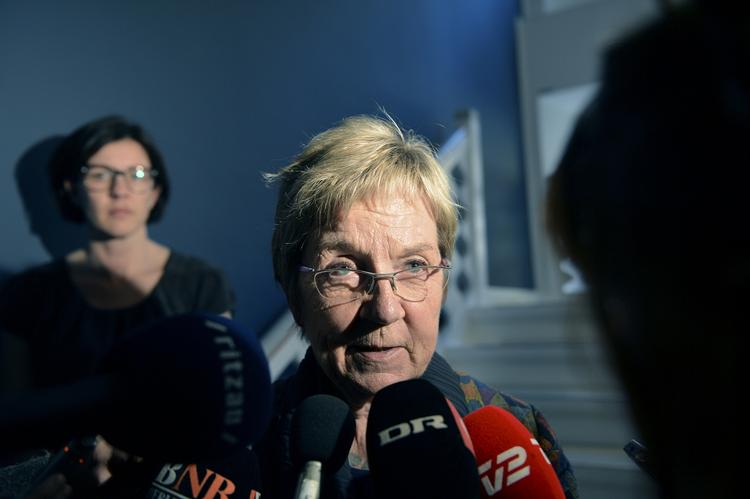 Kulturminister Marianne Jelved bliver nu af et flertal i Folketinget påbudt at fortsætte forhandliinger om en redning DR UnderholdningsOrkestret. 