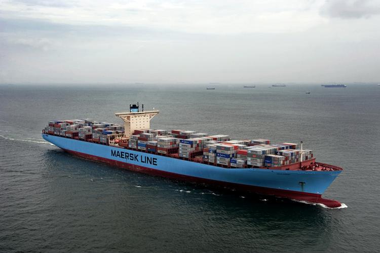 Ceo i Maersk Line Søren Skou er bekymret over, at så mange konkurrenter giver underskud, så deres formuende ejerkreds ofte må grave dybt i lommerne. 