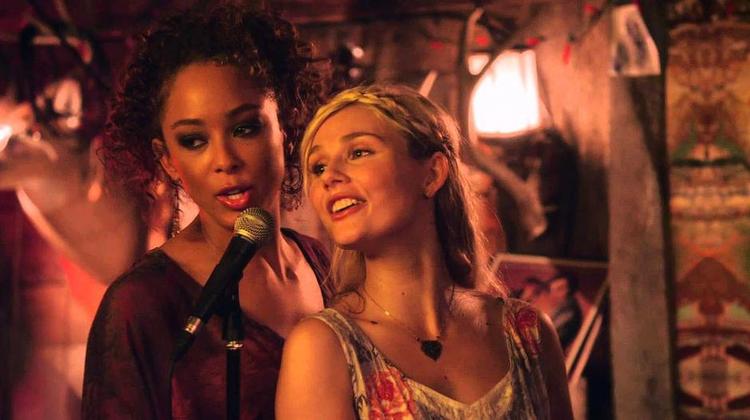 Forført. Politikens anmelder fandt sig nynnende med på sødladne sange om ulykkelig kærlighed fra tv-serien 'Nashville'. 