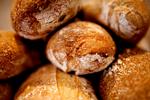 Succes. Supermarkederne satser stærkt på det nybagte brød. Arkivfoto: Per Folkver. 