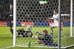 1-0. Et selvmål af Jim Larsen bragte FC København på sejrskurs. 
