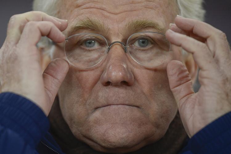 Opvarmning. Landstræner Morten Olsen ser frem til testkamp mod USA. 