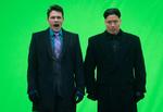 HACKING. I filmen 'The Interview' får James Franco (tv) til opgave at snigmyrde Nordkoreas Kim Jong-un spillet af Randall Park (th). Komedien menes at være årsag til den omfattende hacking af Sony. 